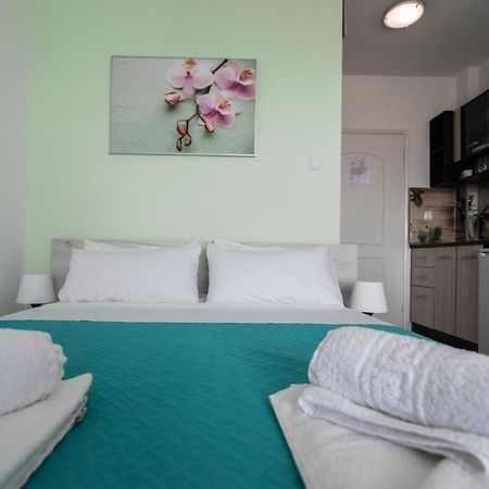 Dias Apartments 莫拉卡里瓦 外观 照片